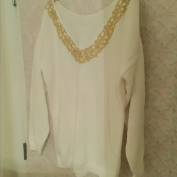 MISOLI~BLOUSE~GOLDEN NECKLINE~WARM~ - Picture 5 of 5